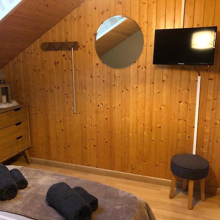 Charmant Appartement 2-4 Personnes Entre Annecy Et Aravis Thônes Exterior foto